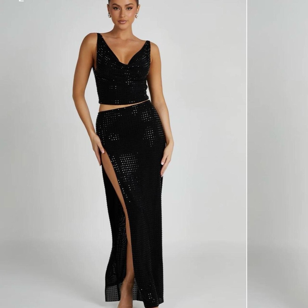 Meshki Size Medium Black Embellished 2 Piece Set